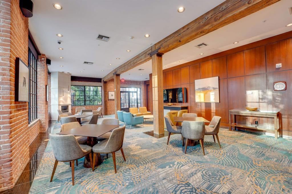 500 W Harbor Drive 903