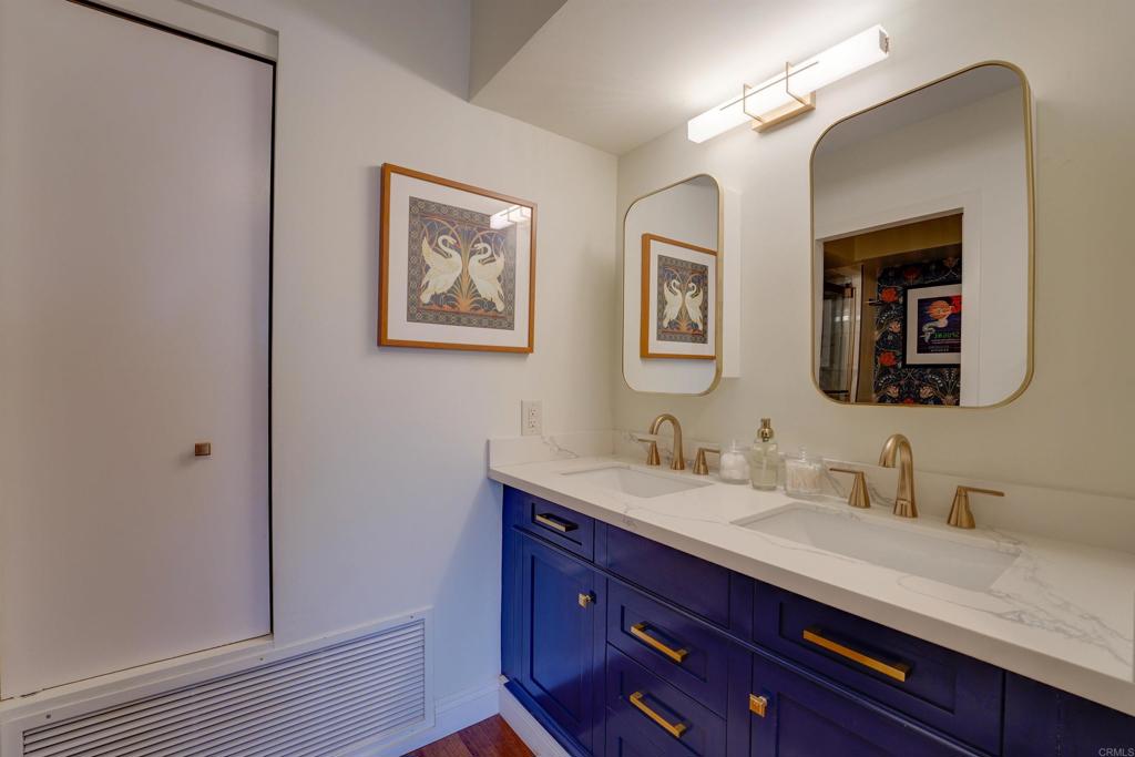 500 W Harbor Drive 903