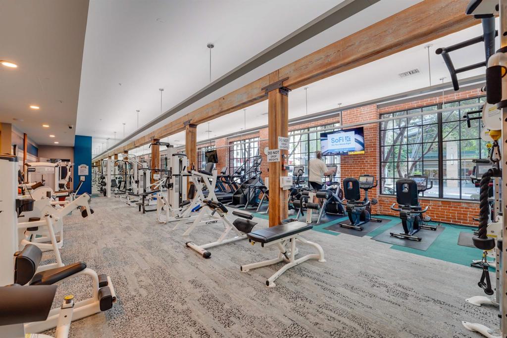 500 W Harbor Drive 903