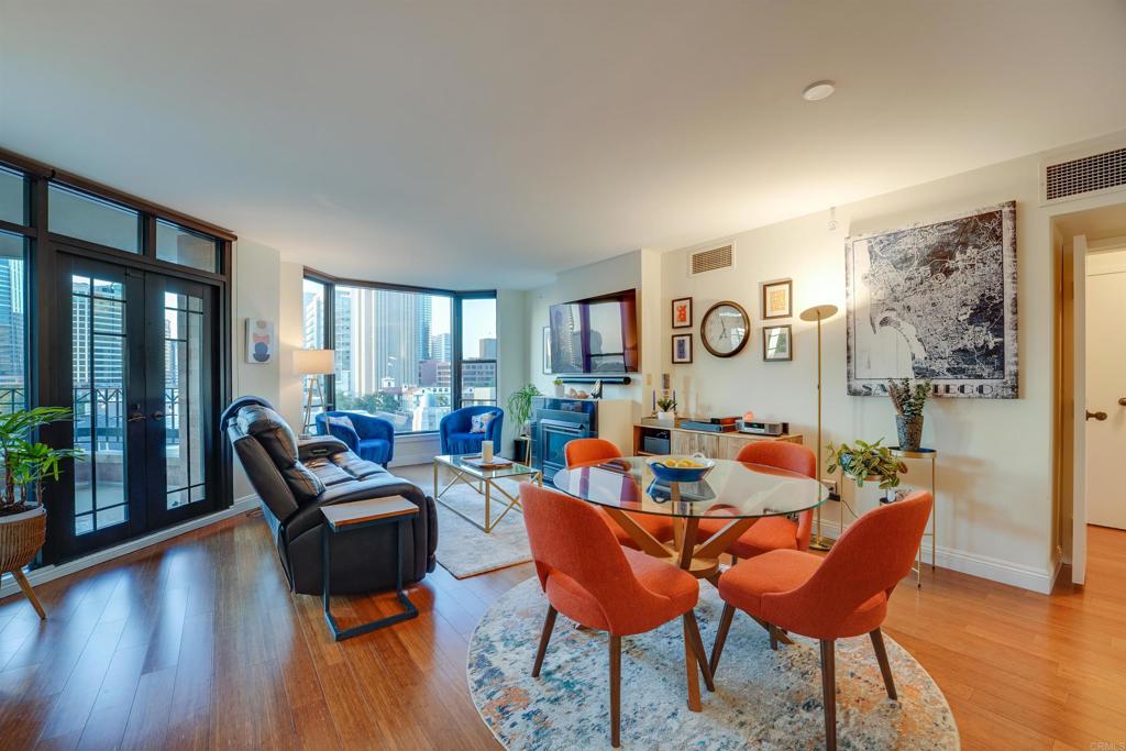 500 W Harbor Drive 903