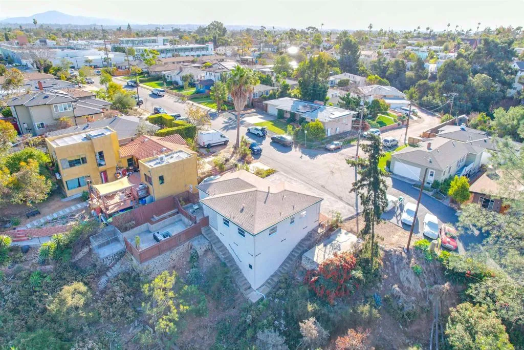 3122 Olive Street