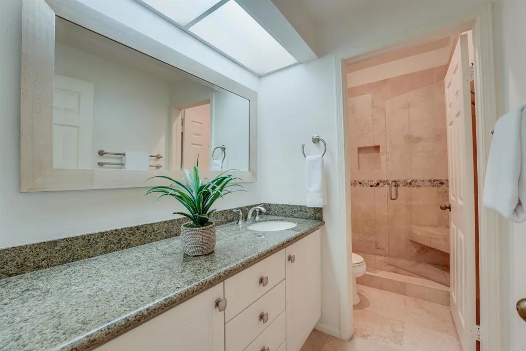 5845 Friars Road Unit 1103