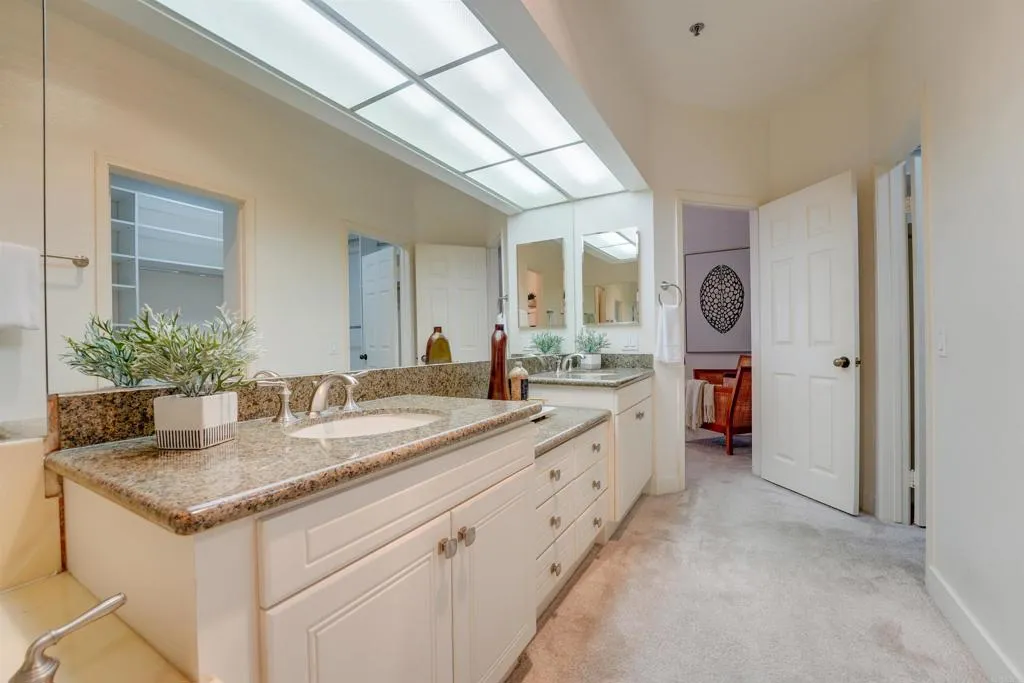 5845 Friars Road Unit 1103