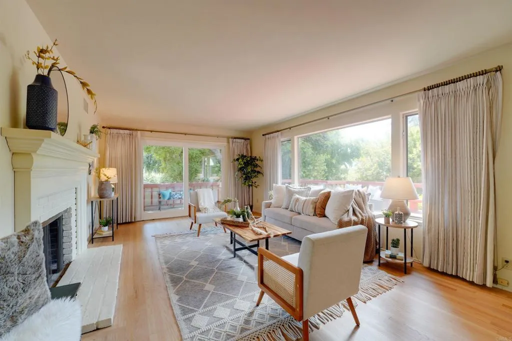 1115 W 11th Avenue, Escondido