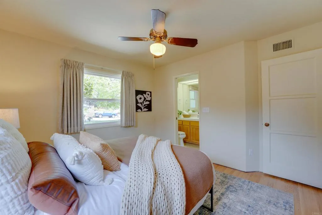 1115 W 11th Avenue, Escondido