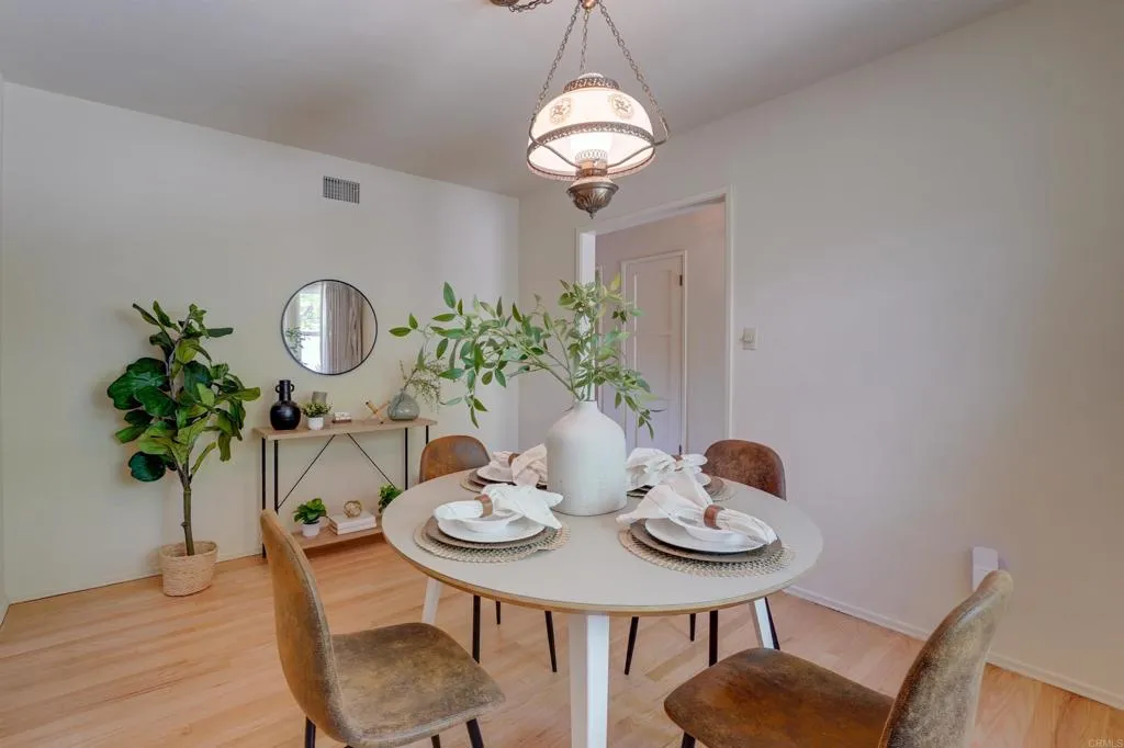 1115 W 11th Avenue, Escondido