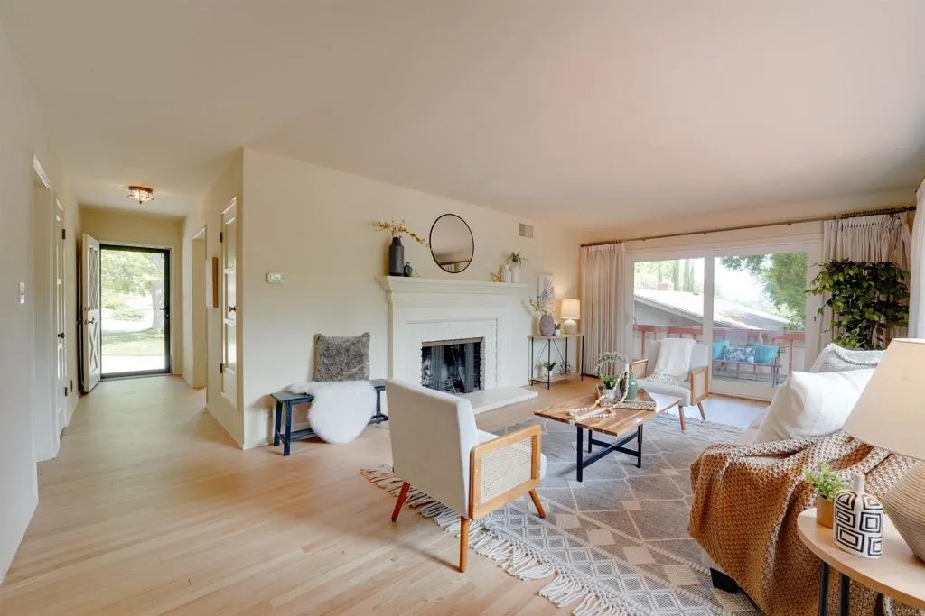 1115 W 11th Avenue, Escondido