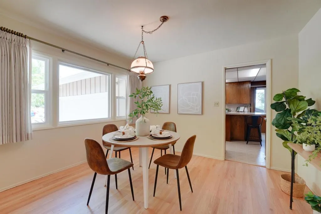 1115 W 11th Avenue, Escondido