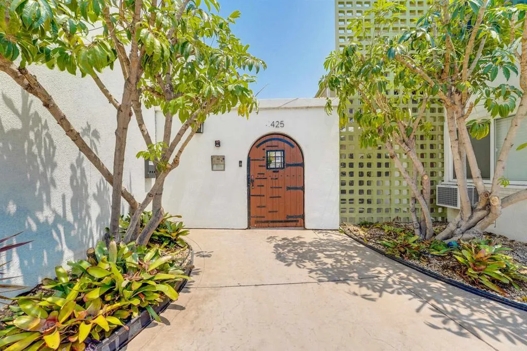 4425 50th Street Unit 20