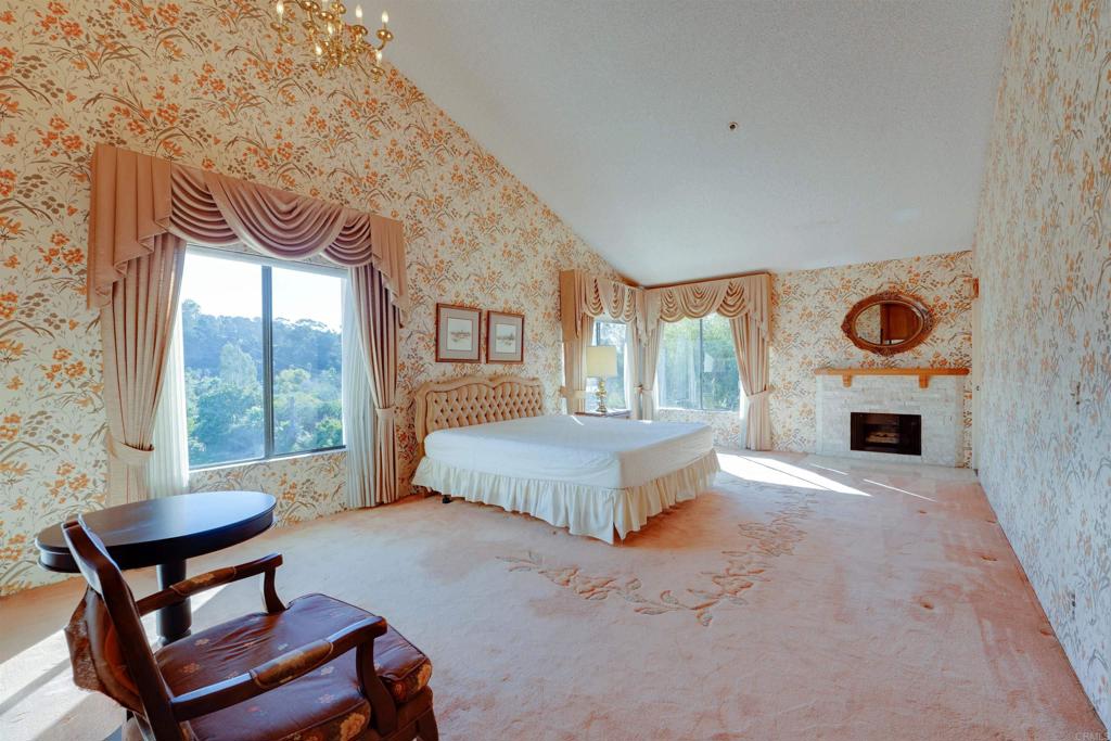 5665 Friars Road 254 & 256