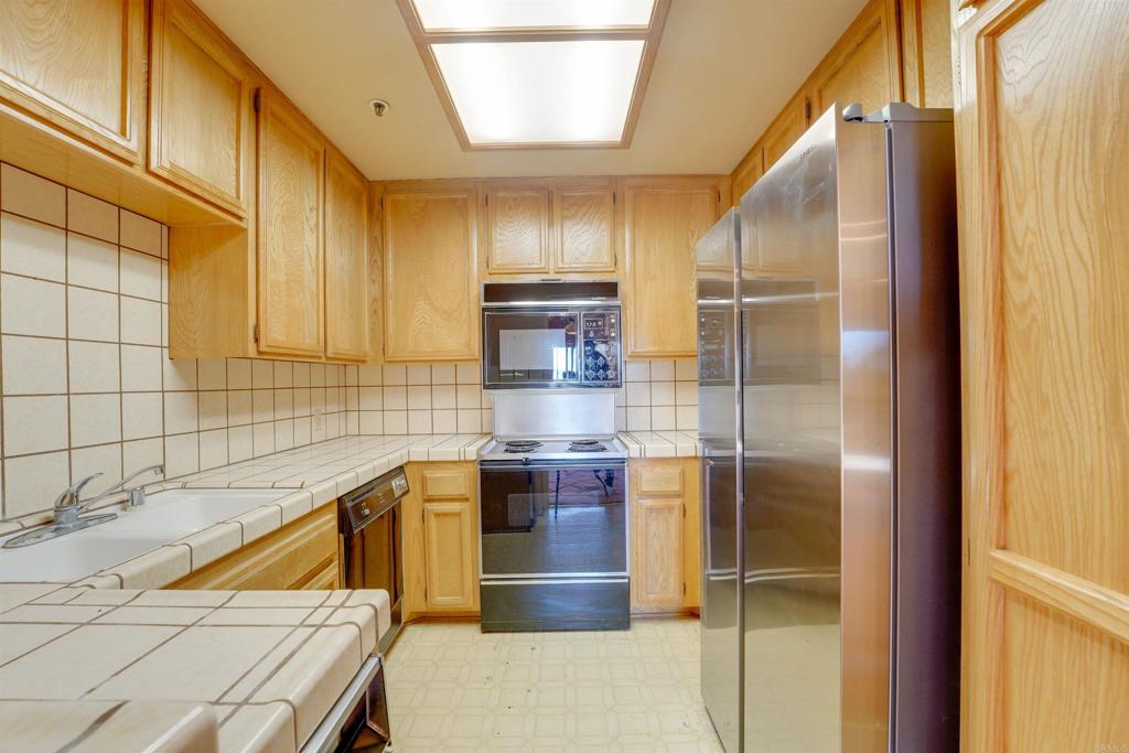 5665 Friars Road 254 & 256