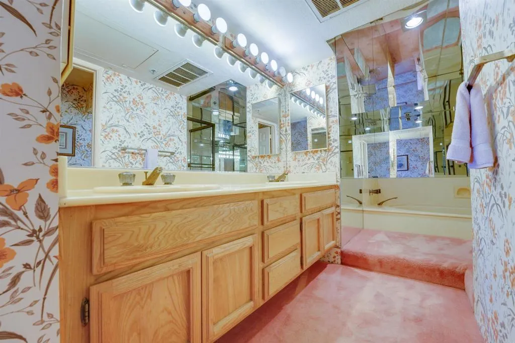 5665 Friars Road Unit 254 & 256