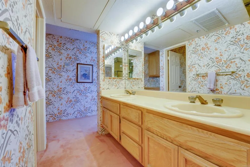 5665 Friars Road Unit 254 & 256