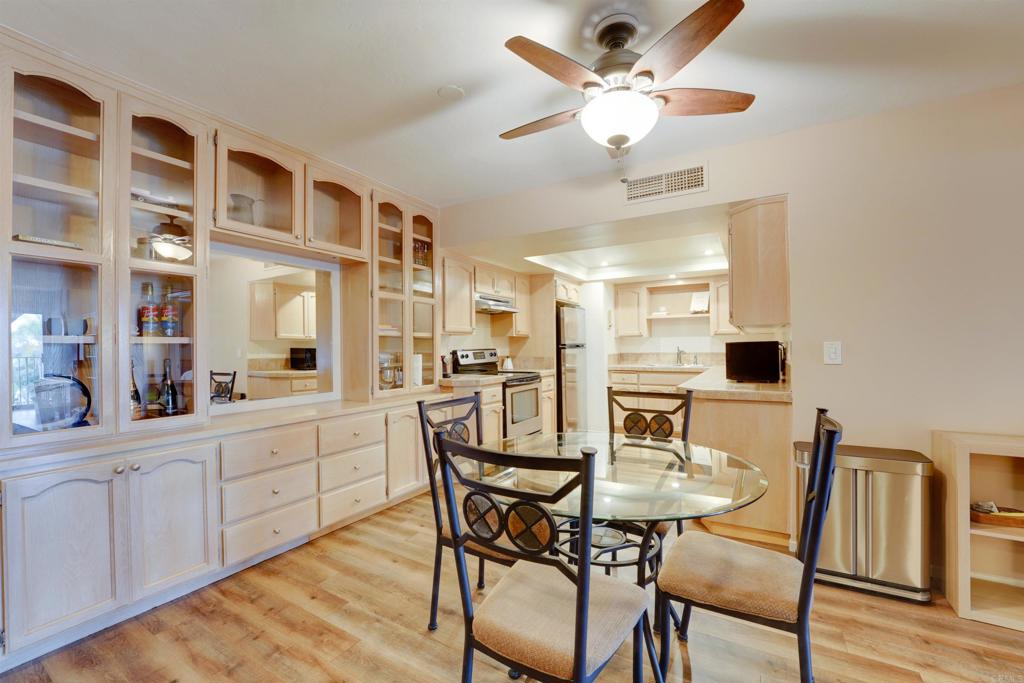 4900 Rosehedge Drive 208