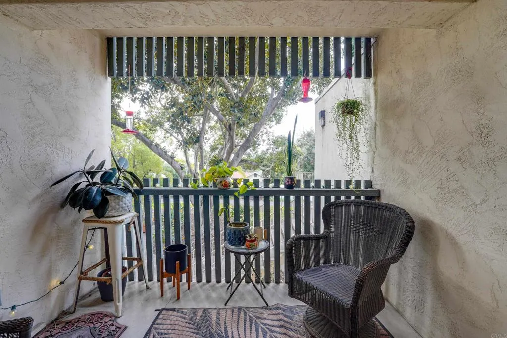 4900 Rosehedge Drive Unit 208