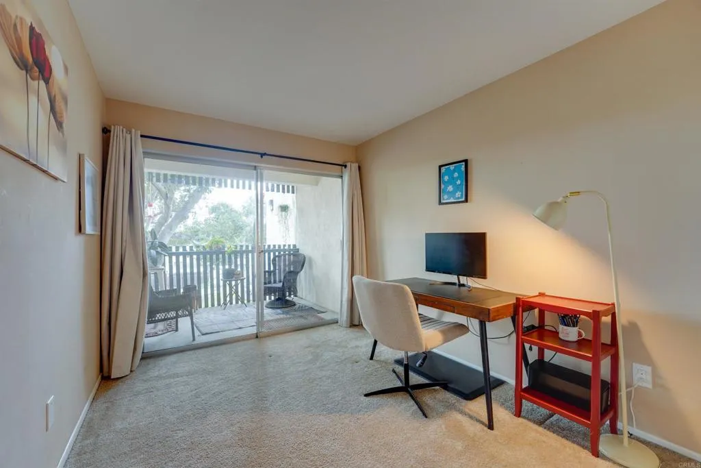 4900 Rosehedge Drive Unit 208