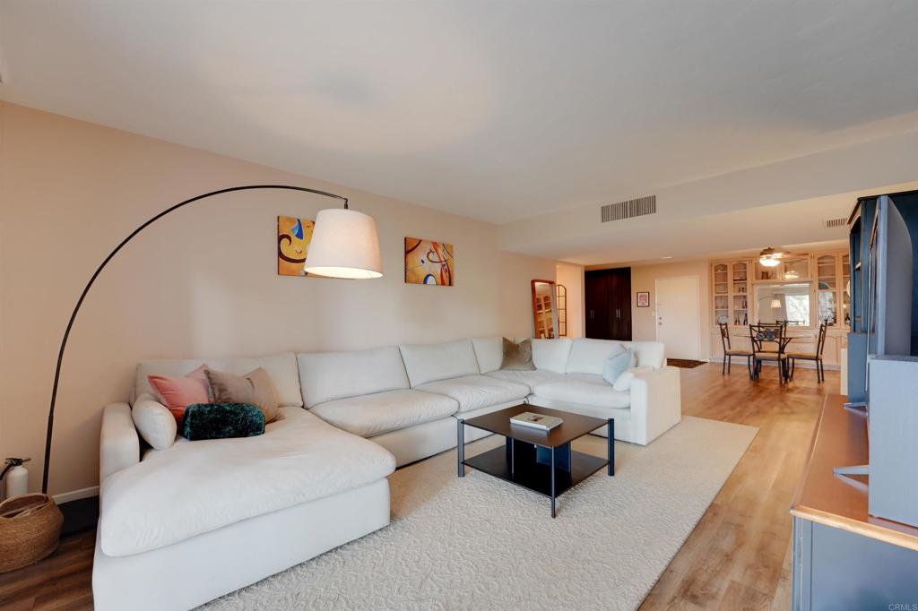 4900 Rosehedge Drive 208