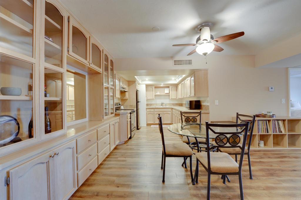 4900 Rosehedge Drive 208