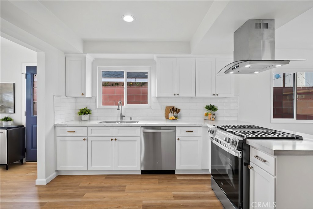 717 W 173rd Place