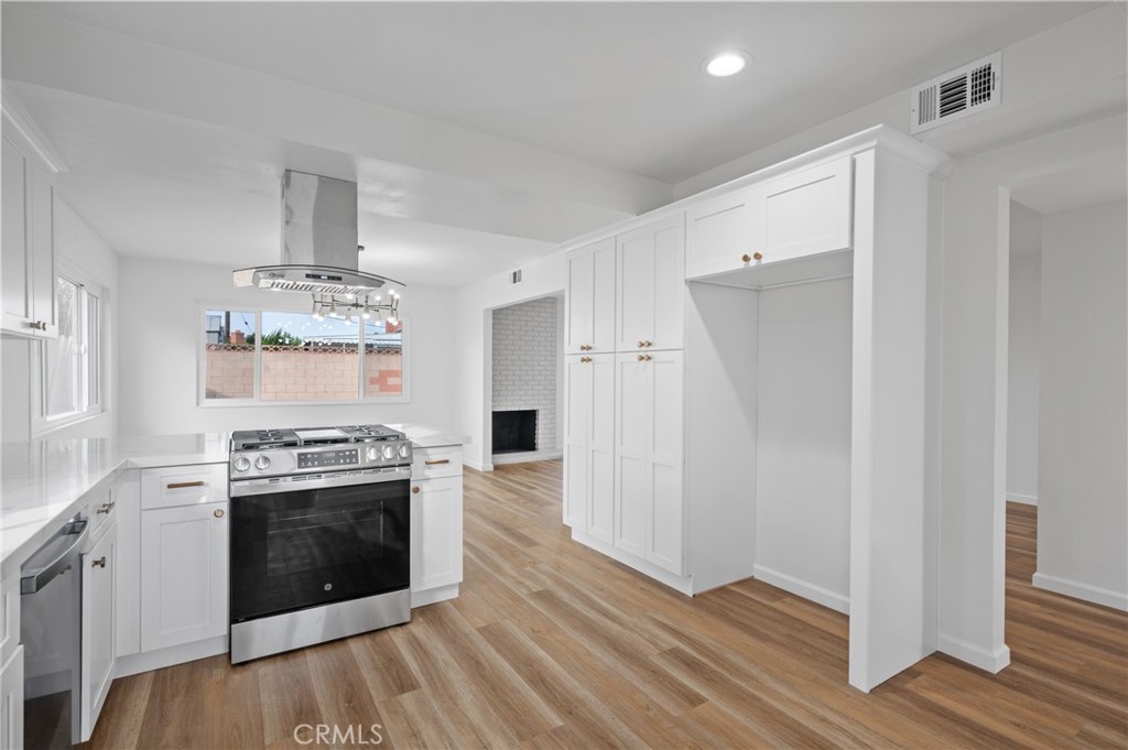 717 W 173rd Place