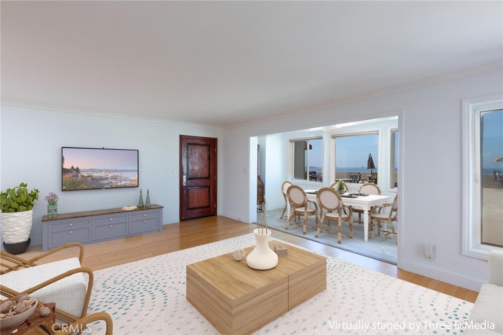 1174 E Ocean Boulevard 9