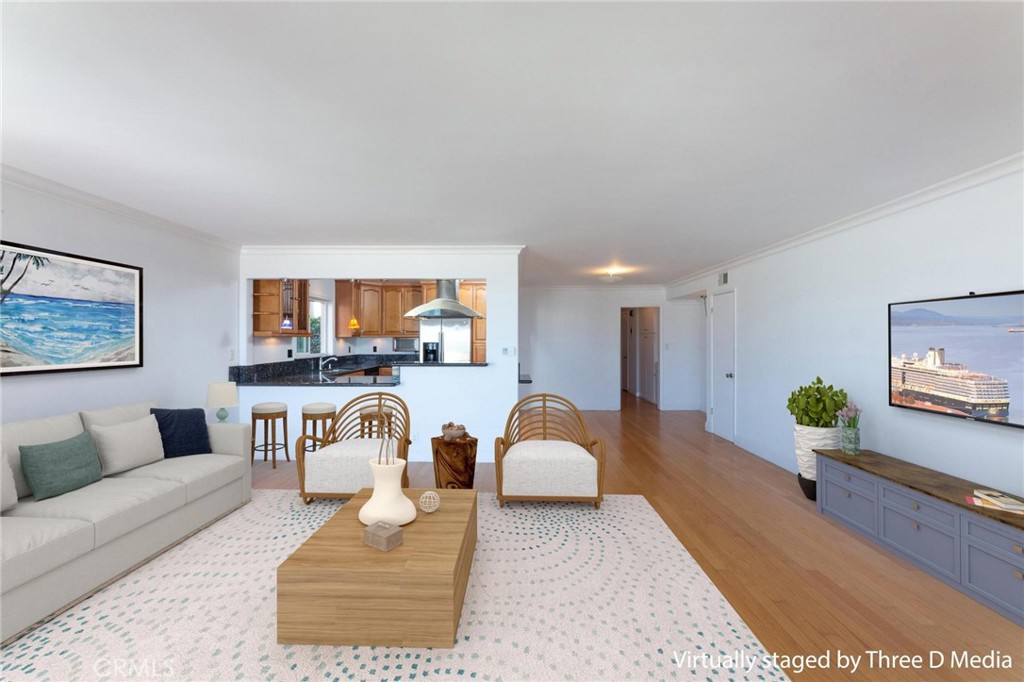 1174 E Ocean Boulevard 9