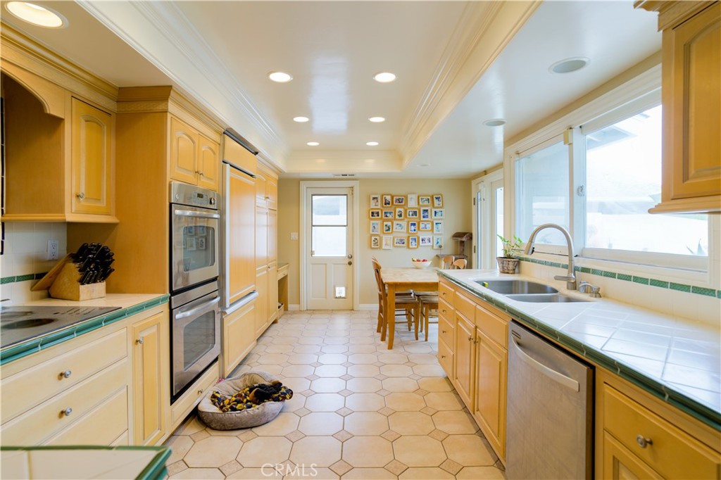 11922 Martha Ann Dr