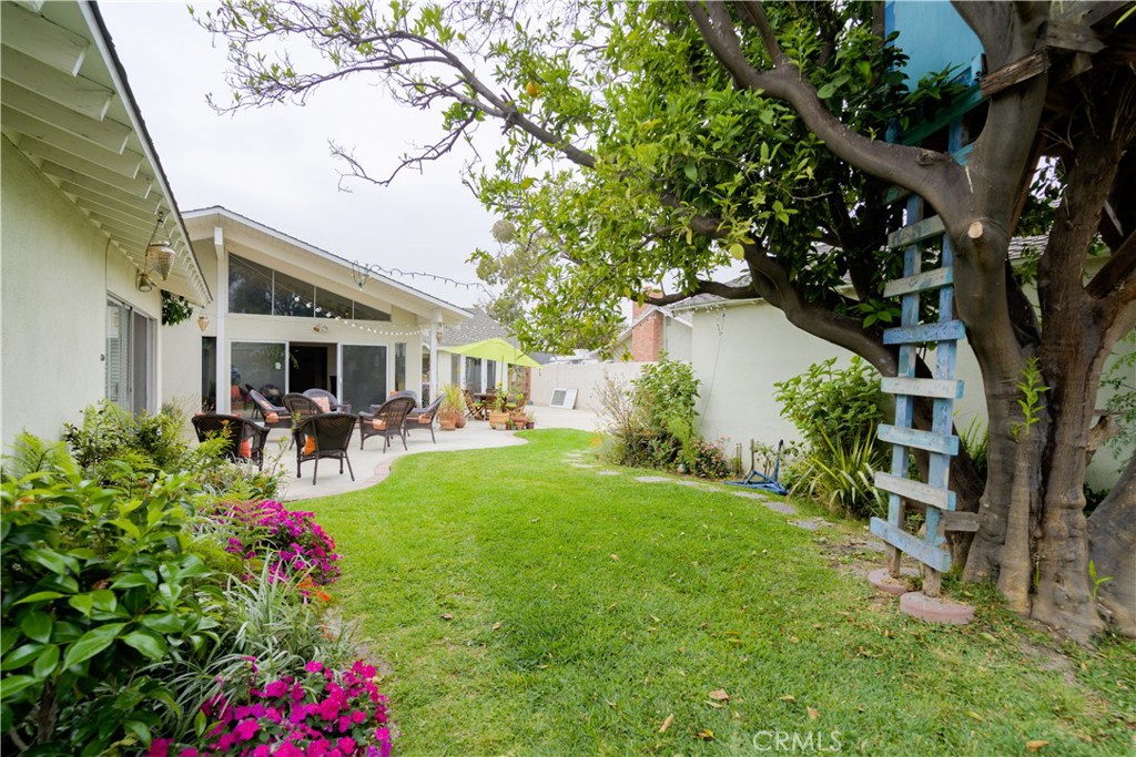 11922 Martha Ann Dr