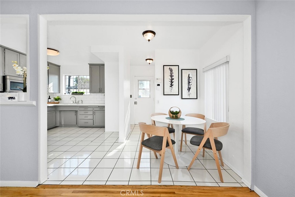 740 W Rosecrans Avenue