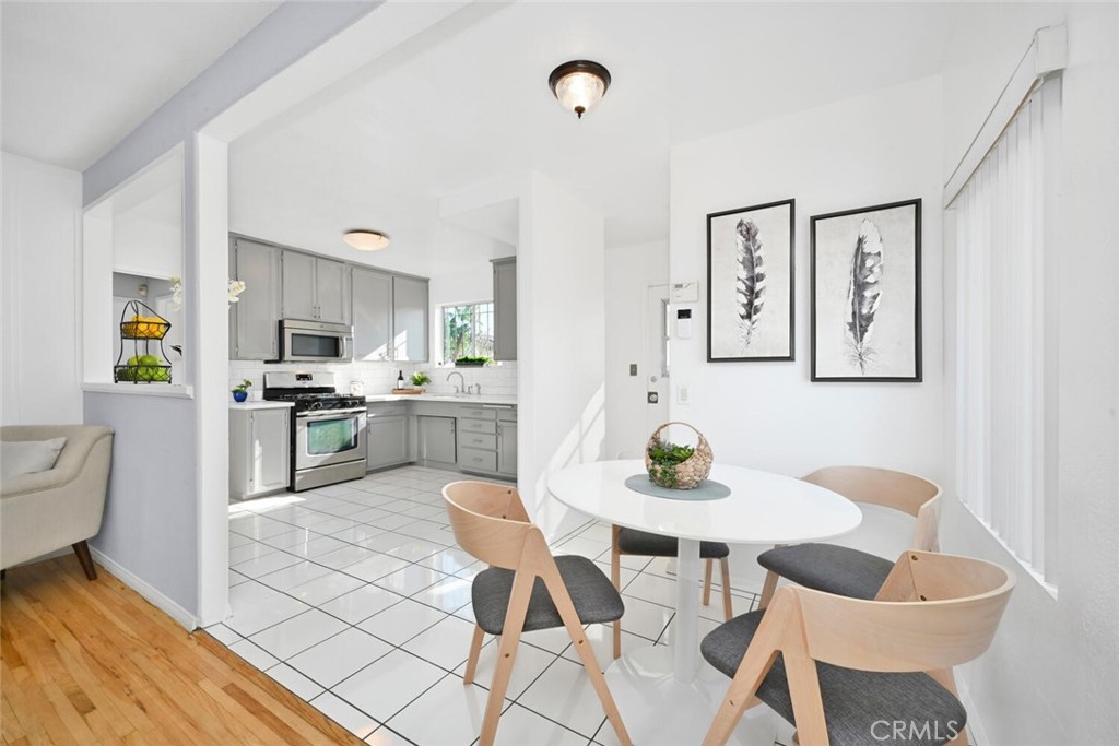 740 W Rosecrans Avenue