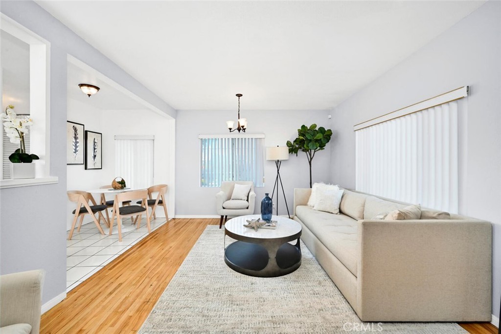 740 W Rosecrans Avenue