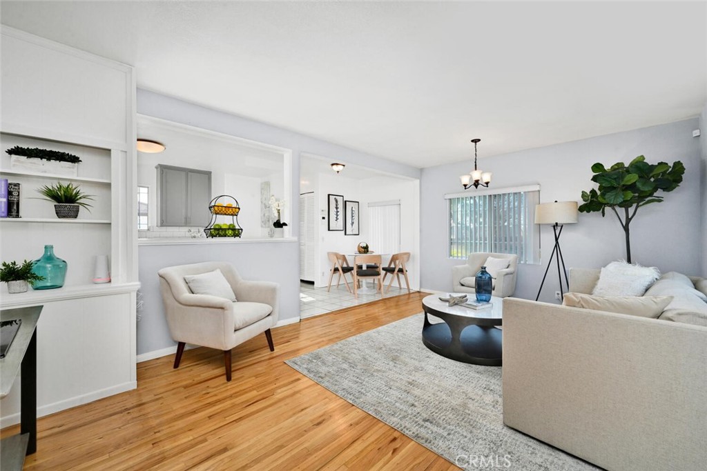 740 W Rosecrans Avenue