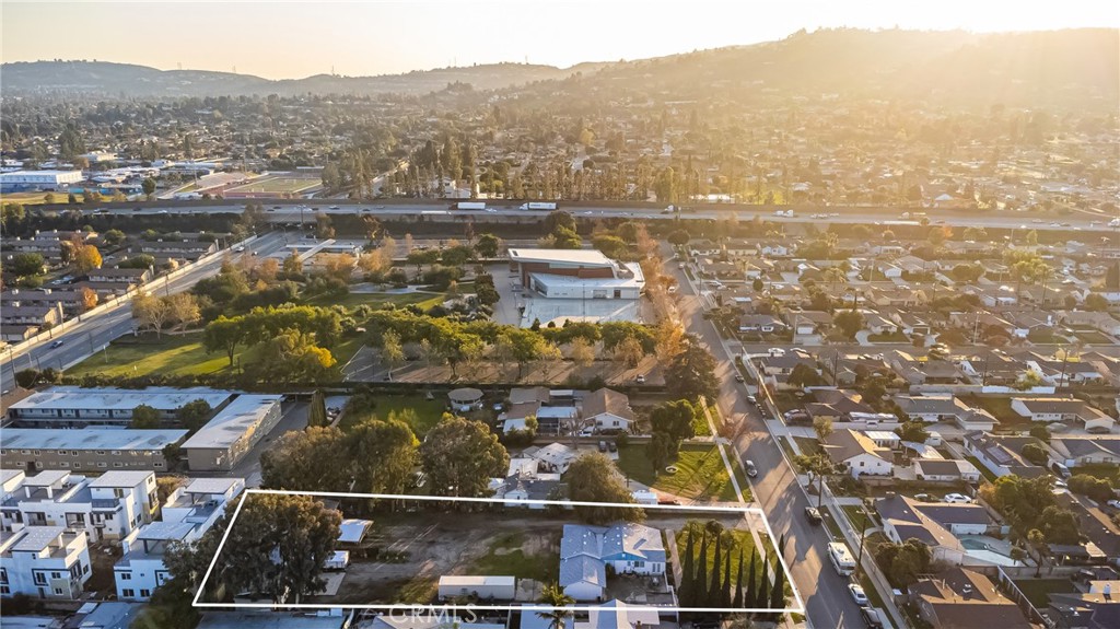 1138 Valencia Avenue 40