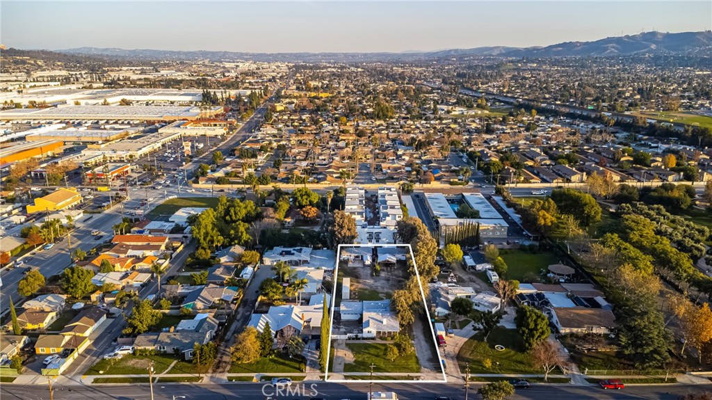 1138 Valencia Avenue 40