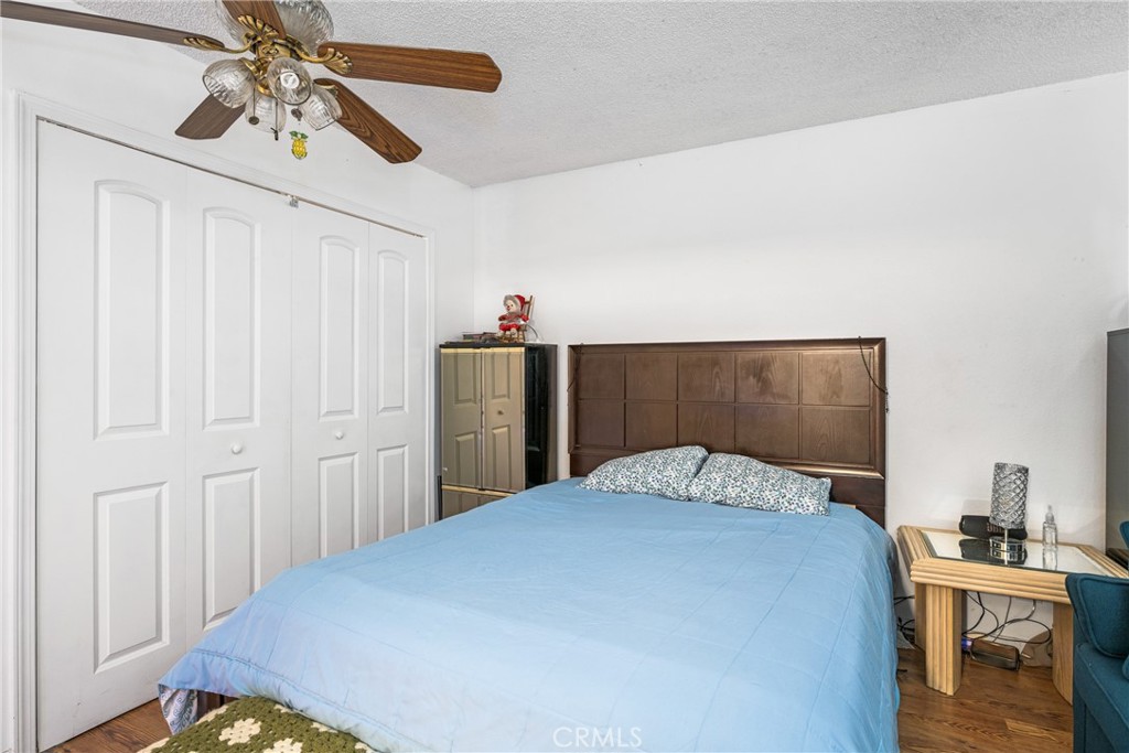 1138 Valencia Avenue 40