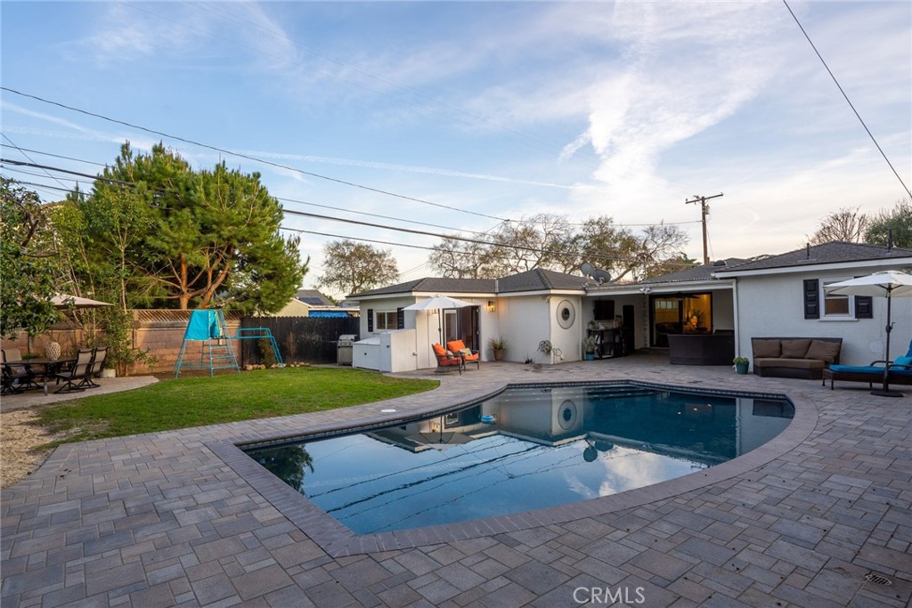 4701 E Warwood Road