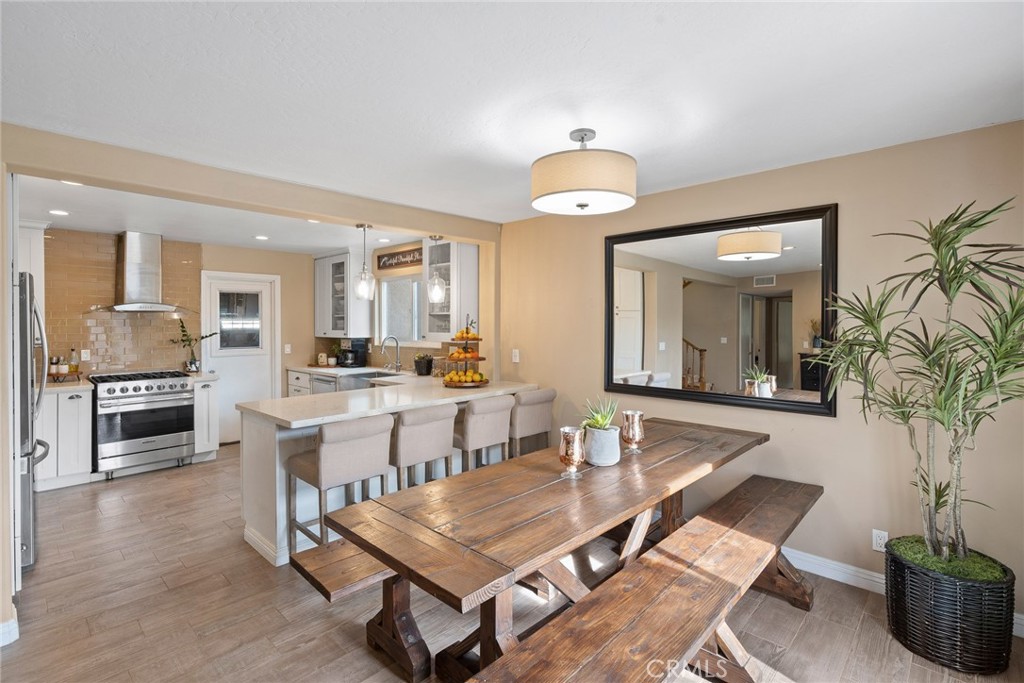 6872 Jonathan Avenue