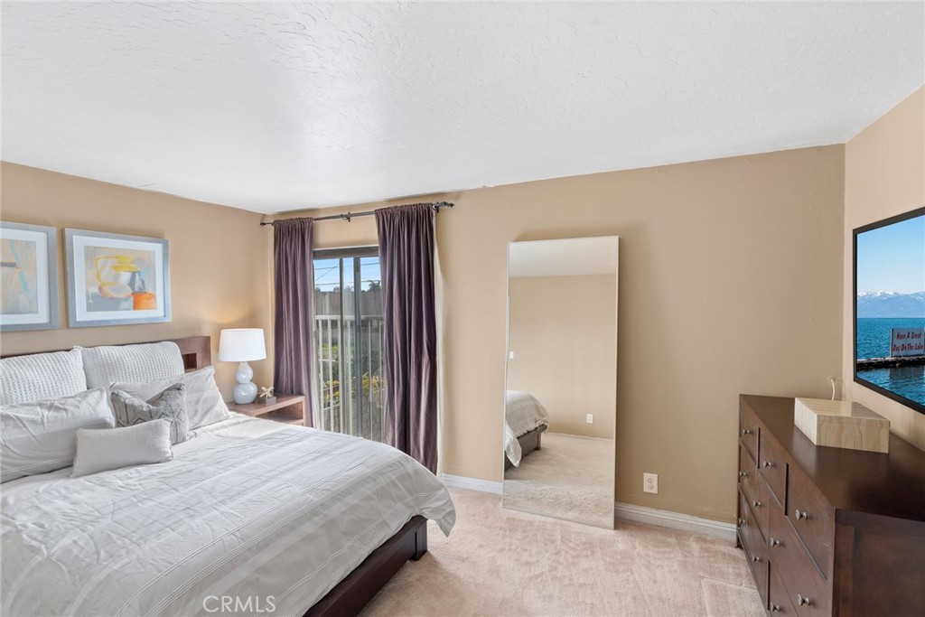 6872 Jonathan Avenue