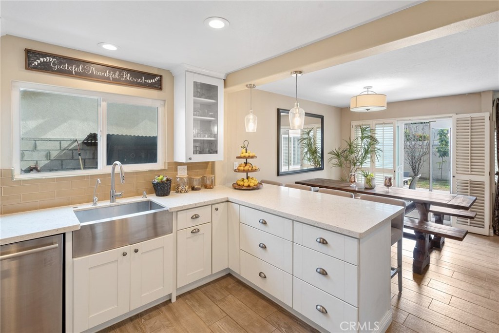 6872 Jonathan Avenue