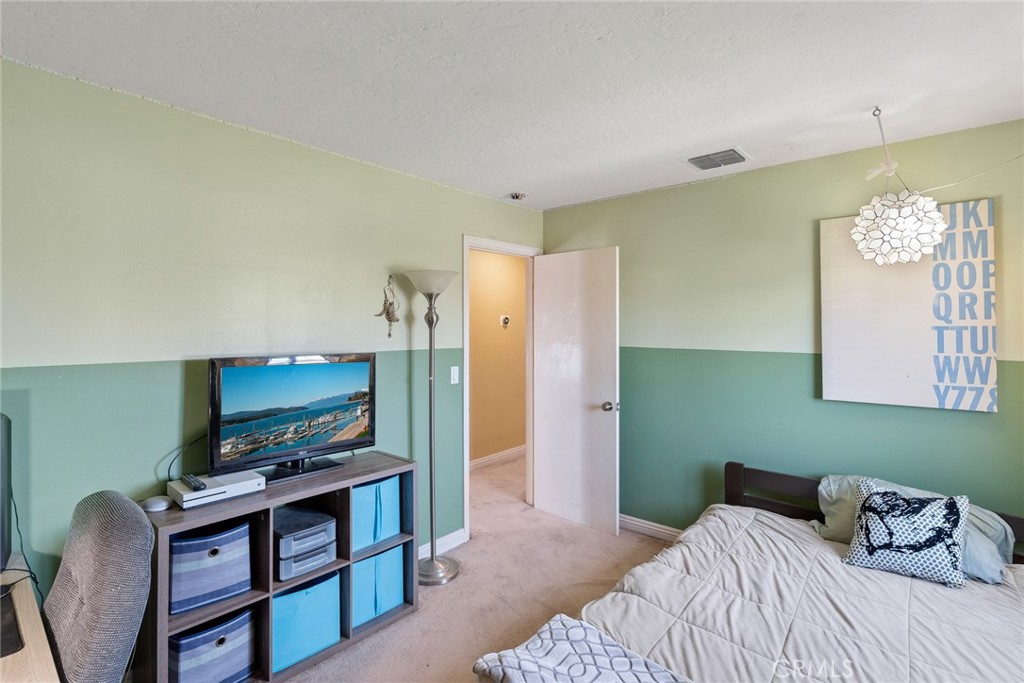 6872 Jonathan Avenue