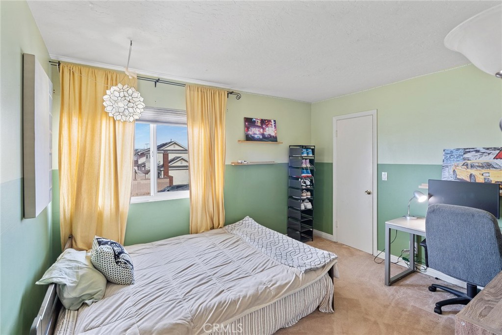 6872 Jonathan Avenue