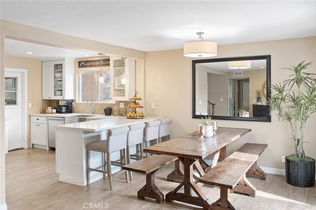 6872 Jonathan Avenue