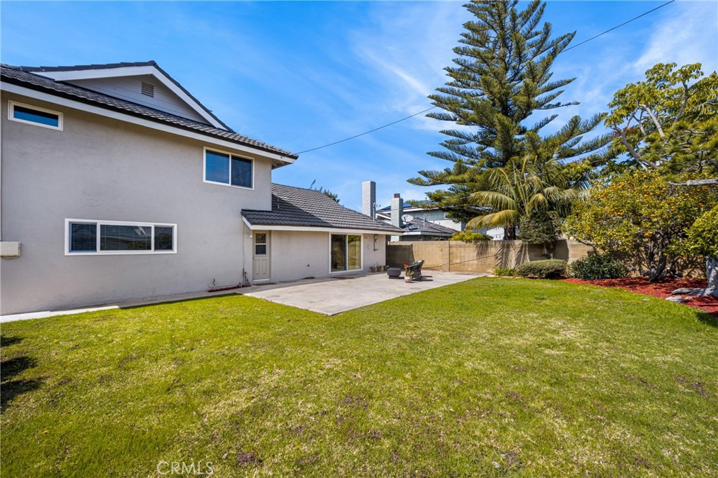 16772 Robert Lane