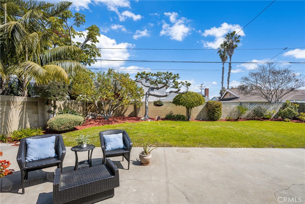 16772 Robert Lane