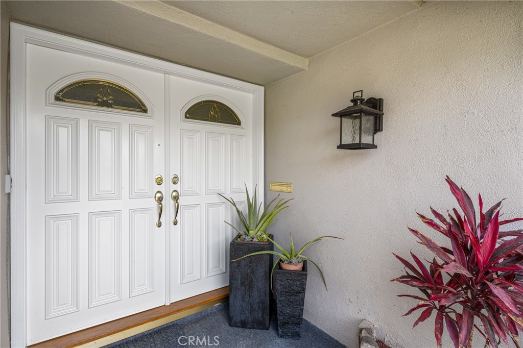 16772 Robert Lane