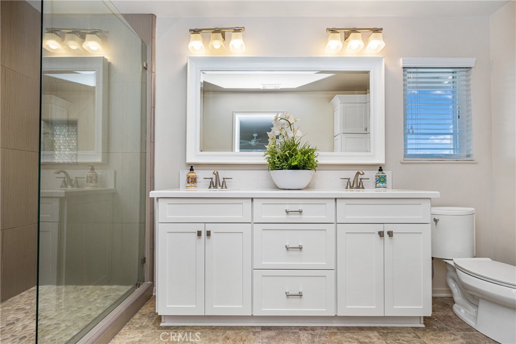 16772 Robert Lane