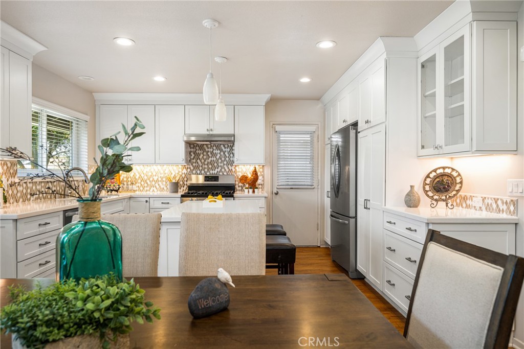 16772 Robert Lane