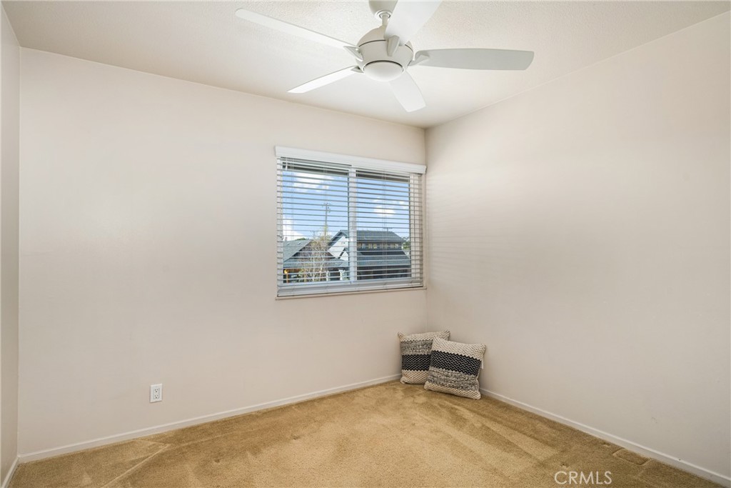 16772 Robert Lane