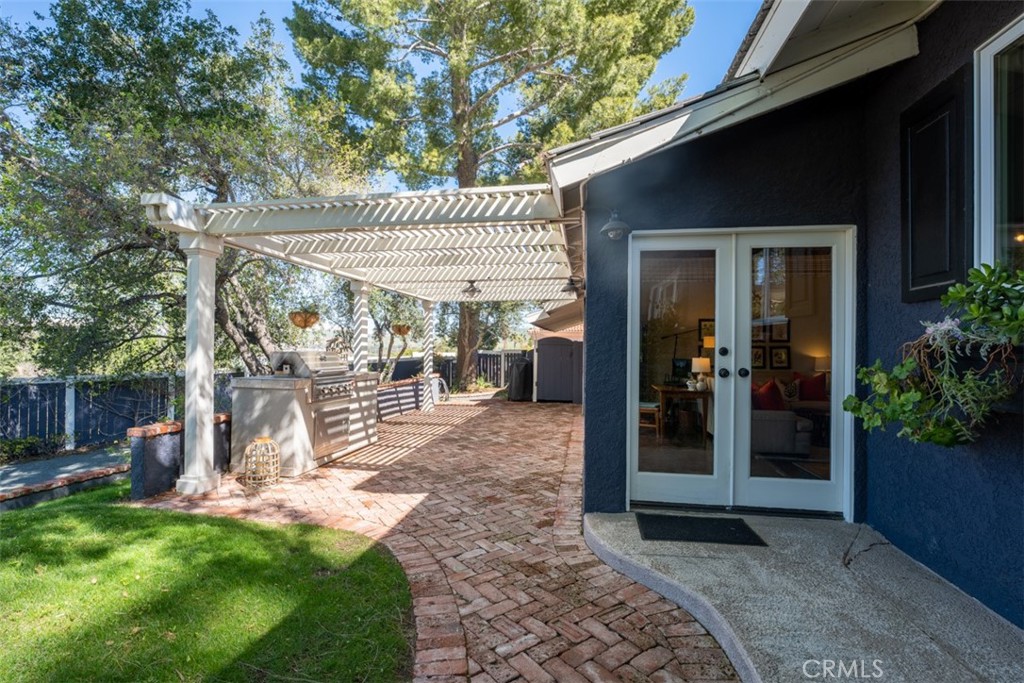 9881 Brier Lane