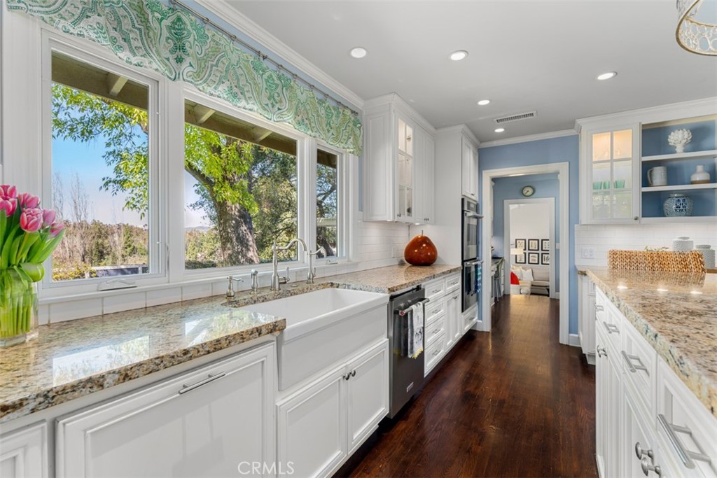 9881 Brier Lane